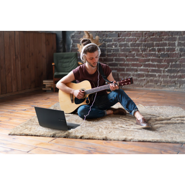 Фото - Ноутбук Asus Vivobook Pro 15 M6500QB-HN042 Quiet Blue