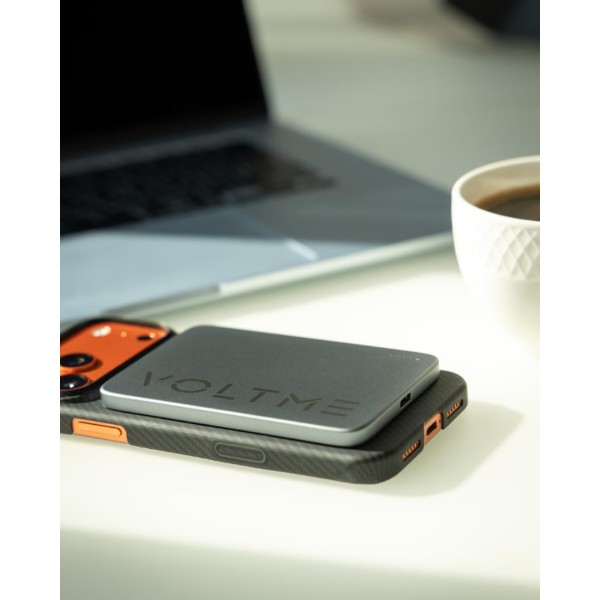 Фото - Батарея мобильная Voltme Hypercore Air 5K A05W Wireless Power Bank 5 000mAh Dark Grey (B3055)