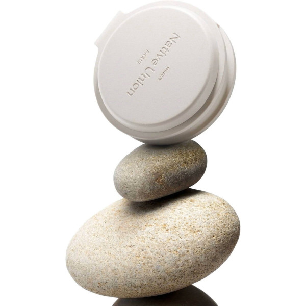 Фото - Беспроводное зарядное устройство Native Union Voyage 2-in-1 Qi2 Wireless Charger Sandstone (VOY-2IN1-WL-SAN)