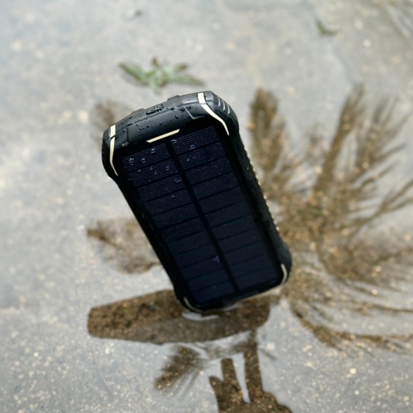 Фото - Батарея мобильная Vinnic SACA PEAK Solar 20000 mAh 15W (VPSPB-FL20)