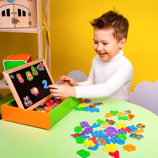 Фото - Настільна гра (5-7 років) Vladi Toys 2 в 1 "Абетка та математика" в дерев'яній коробці  (укр) (VT5411-17)