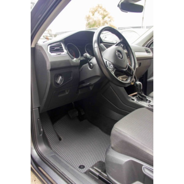 Фото - Килимки з екошкіри в салон авто передні EVAtech ECO для Tiguan Allspace 5 seats Volkswagen 2016-2020 1 покоління SUV USA VW13965AK2AV4BBB