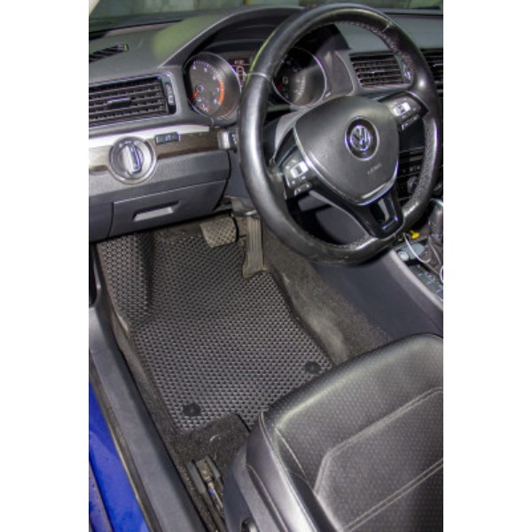 Фото - Килимки з екошкіри в салон авто передні EVAtech ECO для Passat NMS Restyling Volkswagen 2015-2019 1 покоління Sedan USA VW1696AC2AV4BBLB