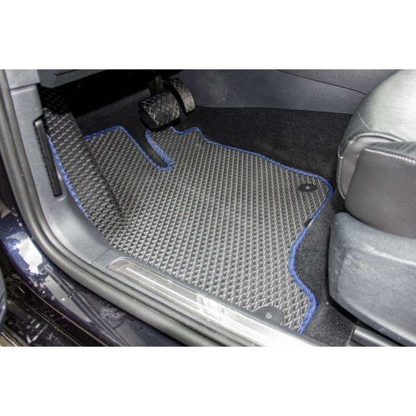 Фото - EVA килимки в салон авто EVAtech для e-Golf Volkswagen 2014-2017 1 покоління Htb EU VW1878CE5RGB