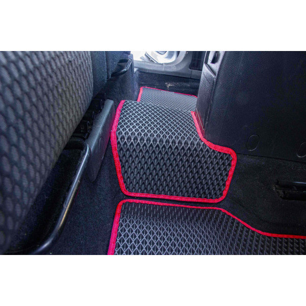 Фото - Килимки з екошкіри в салон авто EVAtech ECO для Tiguan (NF) AT Volkswagen 2007-2018 1 покоління SUV USA VW32480CM5AV4BBLB