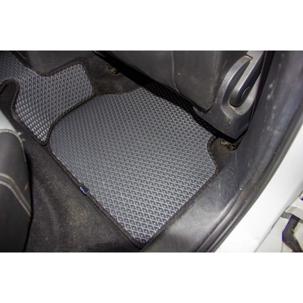 Фото - Коврики из экокожи в салон авто EVAtech ECO для Jetta (VI) AT Volkswagen 2010-2018 6 поколение Sedan EU VW3288CD5AV4BBB