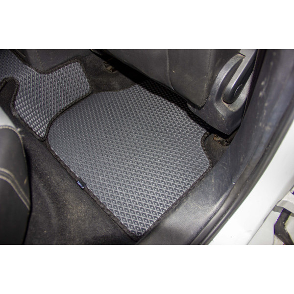 Фото - Коврики из экокожи в салон авто EVAtech ECO для Jetta (VI) AT Volkswagen 2010-2018 6 поколение Sedan EU VW3288CE5AV4BBB
