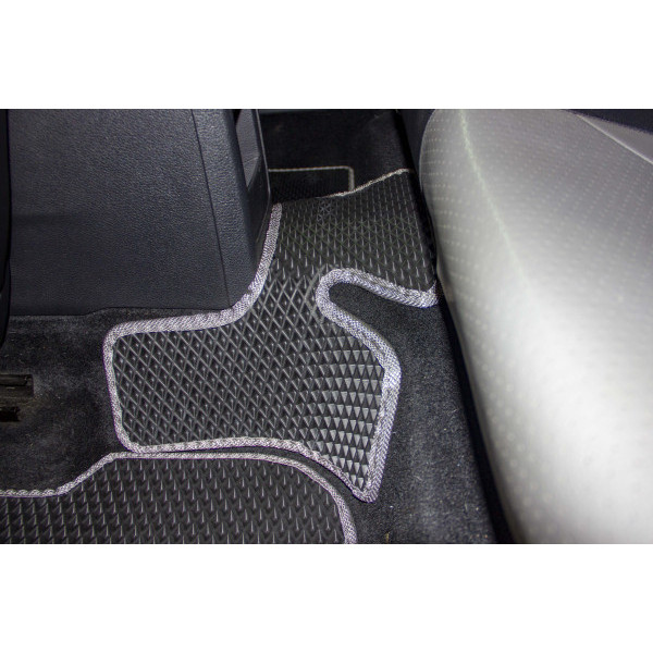 Фото - Коврики из экокожи в салон авто EVAtech ECO для Jetta (VI) MT Volkswagen 2010-2018 6 поколение Sedan EU VW3289C5AV4BBB