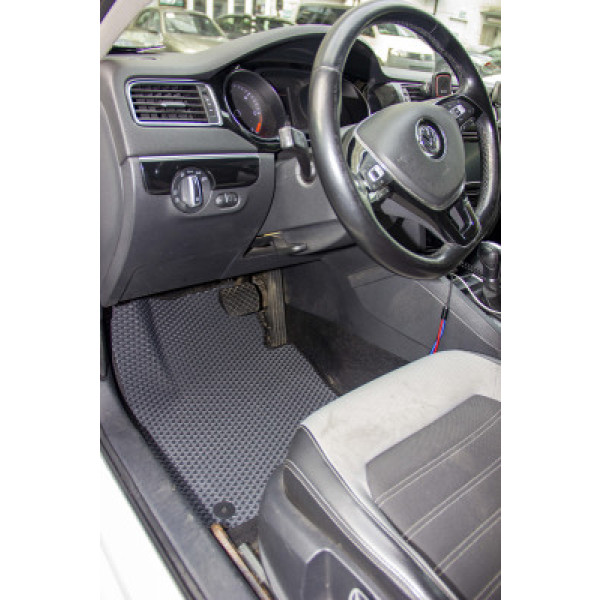 Фото - Коврики из экокожи в салон авто EVAtech ECO для Jetta (VI) AT Volkswagen 2010-2018 6 поколение Sedan EU VW3288CE5AV4BBB