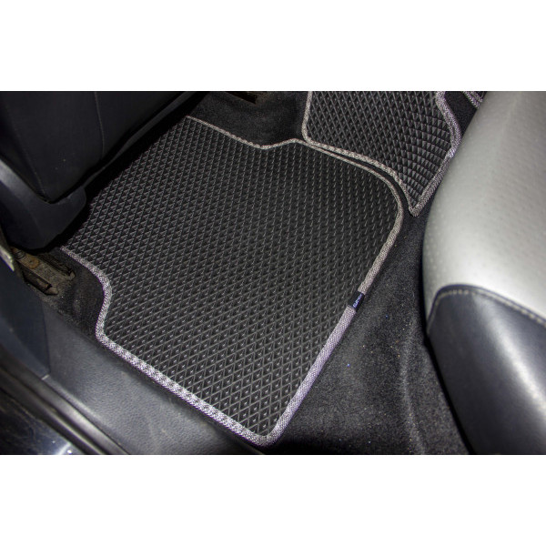 Фото - Коврики из экокожи в салон авто EVAtech ECO для Jetta (VI) MT Volkswagen 2010-2018 6 поколение Sedan EU VW3289C5AV4BBB
