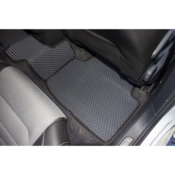 Фото - Коврики из экокожи в салон авто EVAtech ECO для Passat (B8) Volkswagen 2014-2019 8 поколение Sedan EU VW3265CG5AV4BBLB