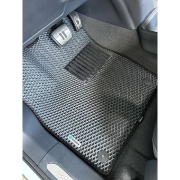 Фото - Килимки з екошкіри в салон авто передні EVAtech для ID.6 Crozz 7 seats Volkswagen 2021 1 покоління SUV China (VW43334AD2AV4BBLB)