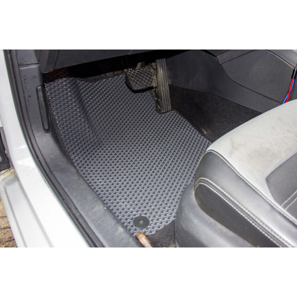 Фото - Коврики из экокожи в салон авто EVAtech ECO для Jetta (VI) AT Volkswagen 2010-2018 6 поколение Sedan EU VW3288CE5AV4BBB
