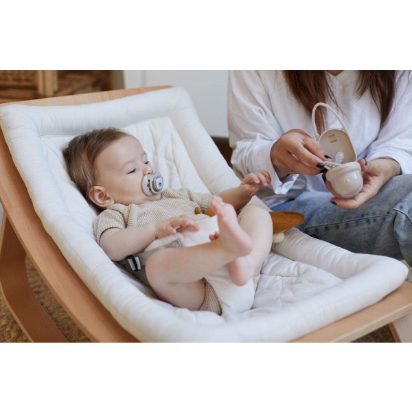 Фото - Динамічна пустушка Lovi 0-2 м-ців 2 шт. Buddy bear (22/862)