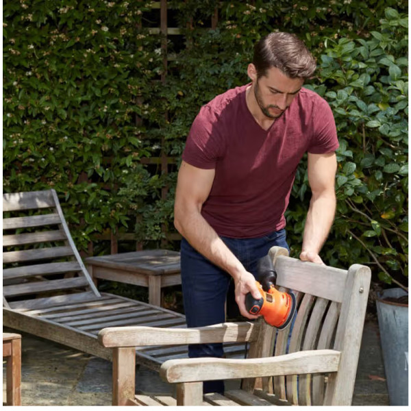 Фото - Ексцентрикова шліфовальна машина Black&Decker BEW210