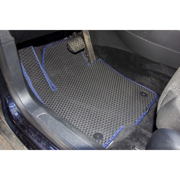 Фото - Коврики из экокожи в салон авто передние EVAtech для Passat (B6) (with armrest) Volkswagen 2005-2010 6 поколение Sedan EU VW31277AM2TL4BBB