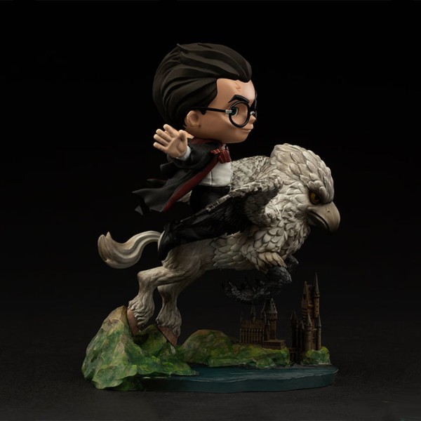 Фото - Колекційна фігурка Iron Studios Harry Potter and Buckbeak (WBHPM39921-MC)