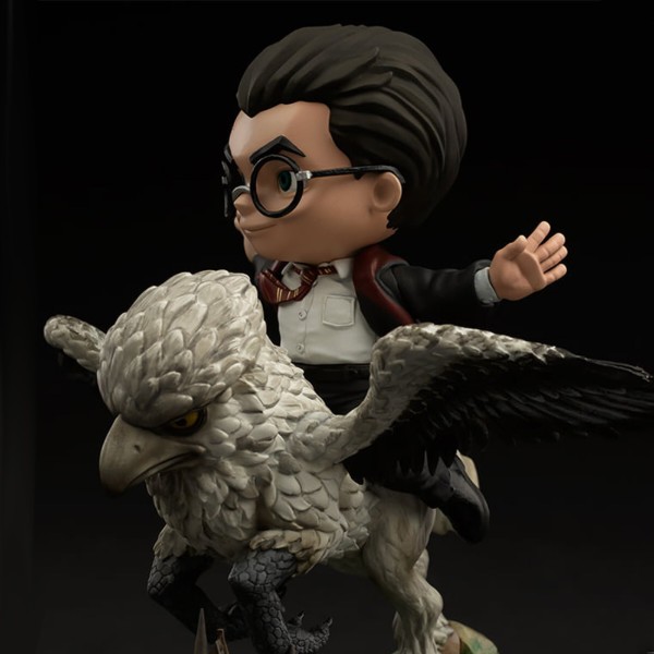 Фото - Колекційна фігурка Iron Studios Harry Potter and Buckbeak (WBHPM39921-MC)