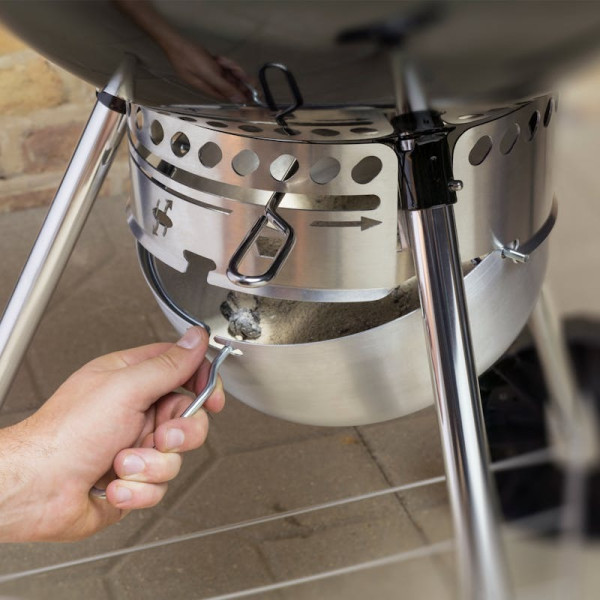 Фото - Гриль-барбекю вугільний Weber Original Kettle Premium 57 см (1502210)