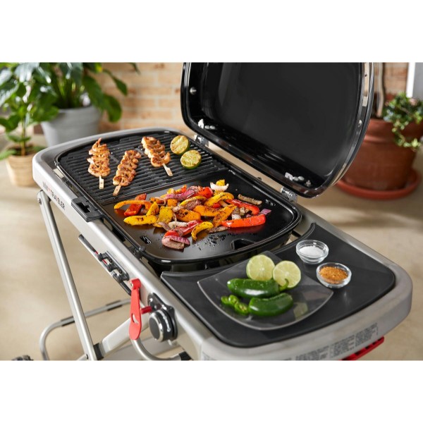 Фото - Гриль газовий Weber Traveler LP Stealth, Black (9013075)