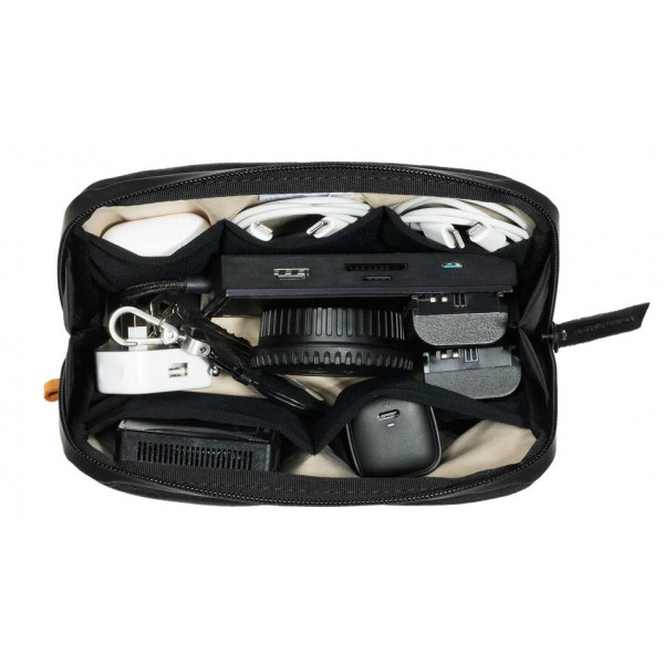 Фото - Чохол для навушників Native Union W.F.A Tech Organizer Black (STOW-LT-ORG-BLK)