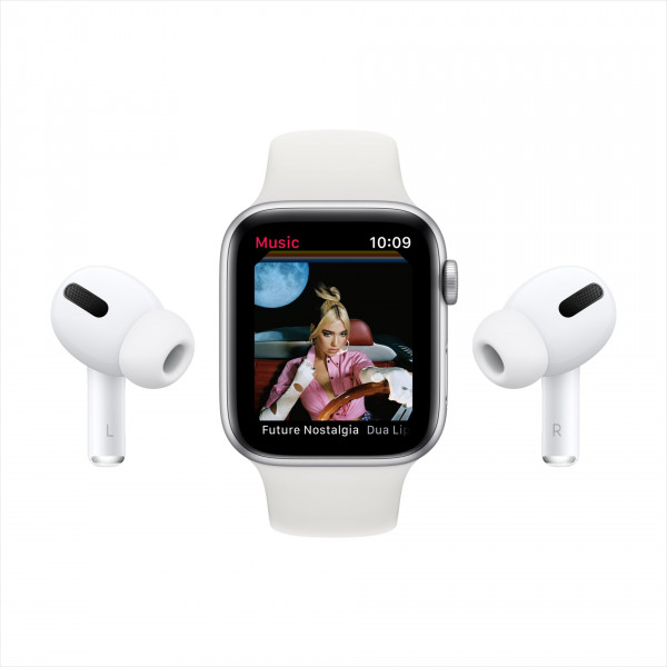 Фото - Смарт-часы Apple Watch Series 6 44mm Space Gray Aluminium Case with Black Sport Band