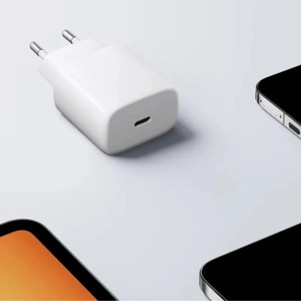 Фото - Сетевое зарядное устройство Xiaomi 20W Type-C (BHR08M8EU) White