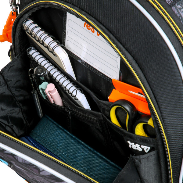 Фото - Рюкзак школьный YES S-109S Super Racer (550490)