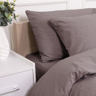 Коричневий