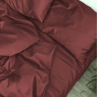 Темно-червоний