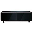 Червоне дерево з чорним склом