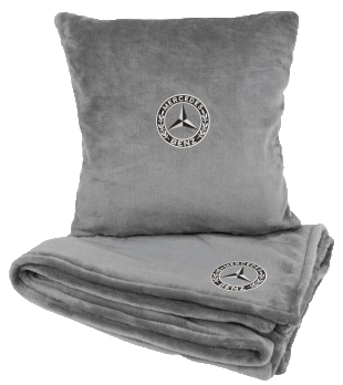 Купити Набір плед + подушка в авто EVAtech M для Mercedes-Benz сірі MBLMPSMGV017 - Фото 1 Набір плед + подушка в авто EVAtech M для Mercedes-Benz сірі MBLMPSMGV017 - Фото 1