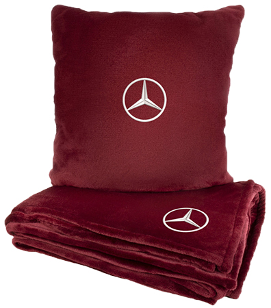 Купити Набір плед + подушка в авто EVAtech M для Mercedes-Benz червоні MBLMPSMRV016 - Фото 1 Набір плед + подушка в авто EVAtech M для Mercedes-Benz червоні MBLMPSMRV016 - Фото 1