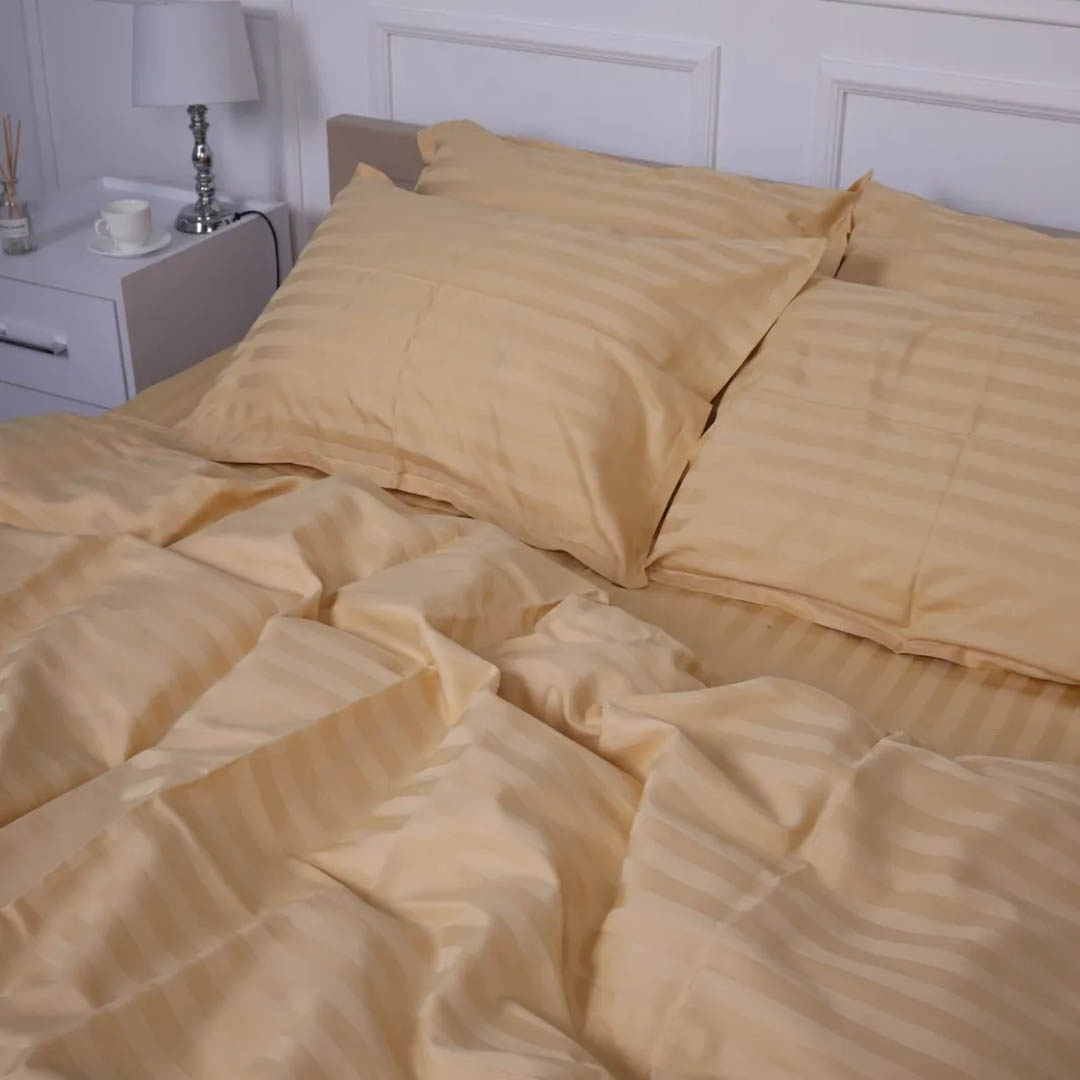 Купити Комплект постільної білизни MirSon Сатин-страйп Carmela 200х220 см (2200000037268) - Фото 1 Комплект постільної білизни MirSon Сатин-страйп Carmela 200х220 см (2200000037268) - Фото 1