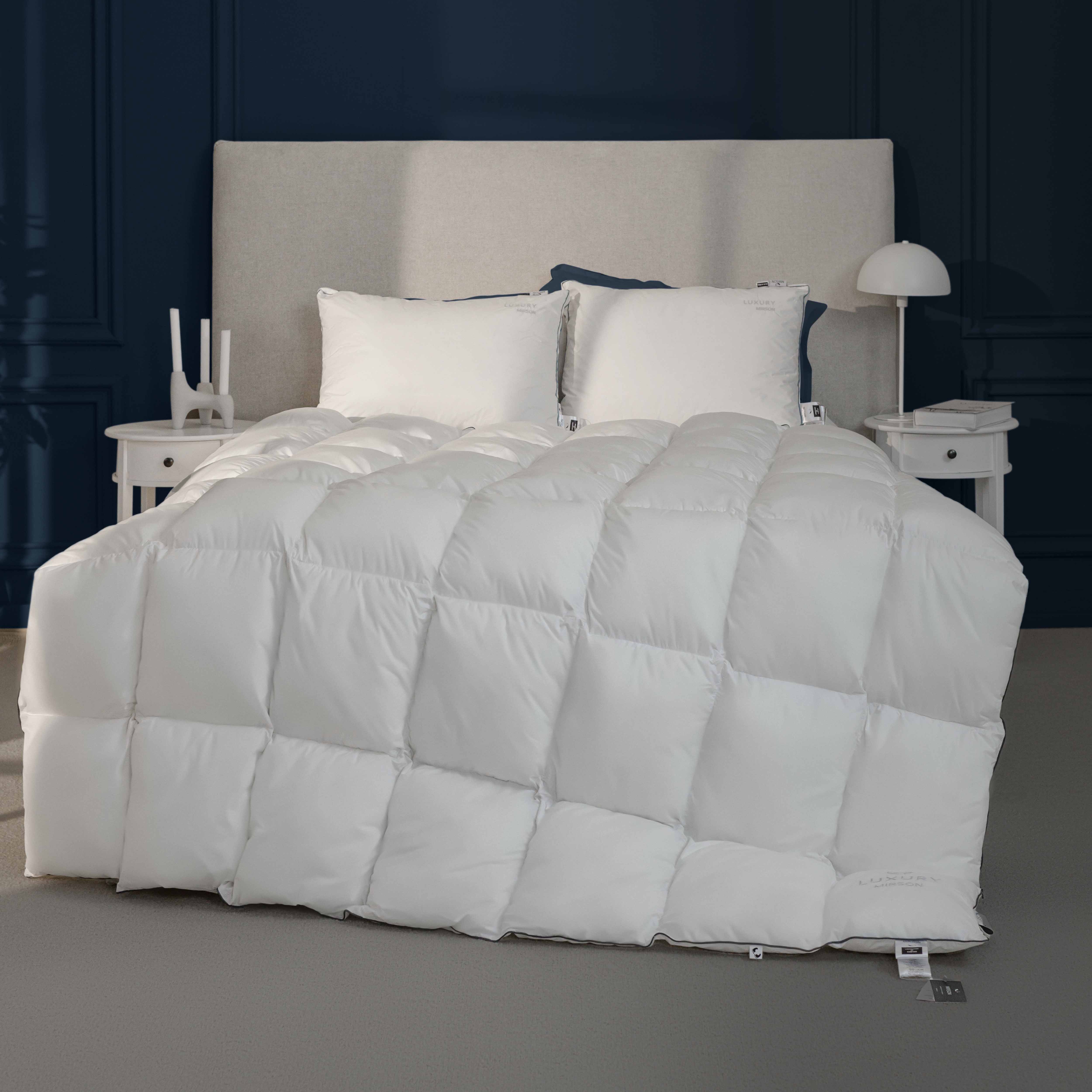 Купити Ковдра літня полуторна MirSon №1375 Luxury Exclusive 140x205 см (2200001532670) - Фото 1 Ковдра літня полуторна MirSon №1375 Luxury Exclusive 140x205 см (2200001532670) - Фото 1