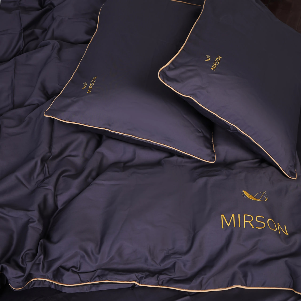 Купить Наволочка MirSon Сатин Corner Iron grey 40x60 см (2200001484559) - Фото 1 Наволочка MirSon Сатин Corner Iron grey 40x60 см (2200001484559) - Фото 1