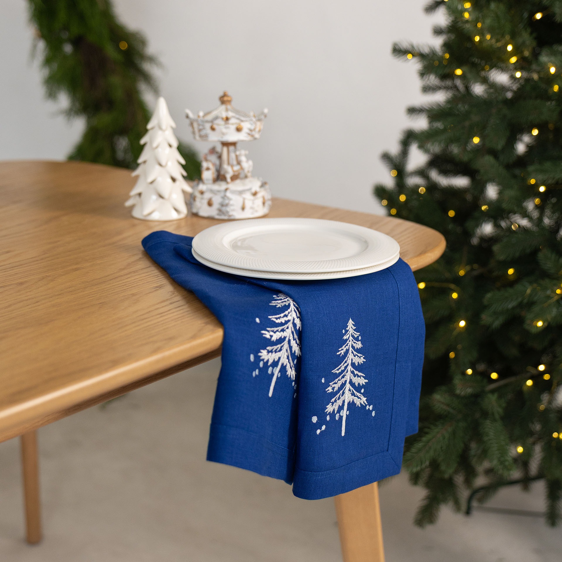 Купити Серветка для сервірування Едельвіка 40х40 см 2 шт. (497-25/00) - Фото 1 Серветка для сервірування Едельвіка 40х40 см 2 шт. (497-25/00) - Фото 1