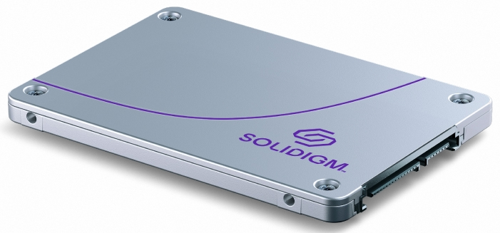 SSD-накопитель внутренний SOLIDIGM Intel D3-S4520 960GB 2.5" SATAIII 3D TLC (SSDSC2KB960GZ1Z) - Фото 1