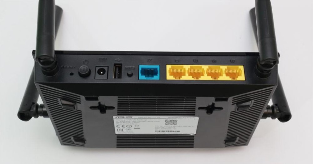 Маршрутизатор интернет WiFi5 Asus RT-AC1200 - Фото 2 - интернет-магазин Comfy Маршрутизатор интернет WiFi5 Asus RT-AC1200 - Фото 2
