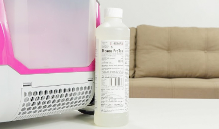 Використання миючого концентрату THOMAS ProTex робить вологе прибирання текстильних поверхонь ще більш ефективним.