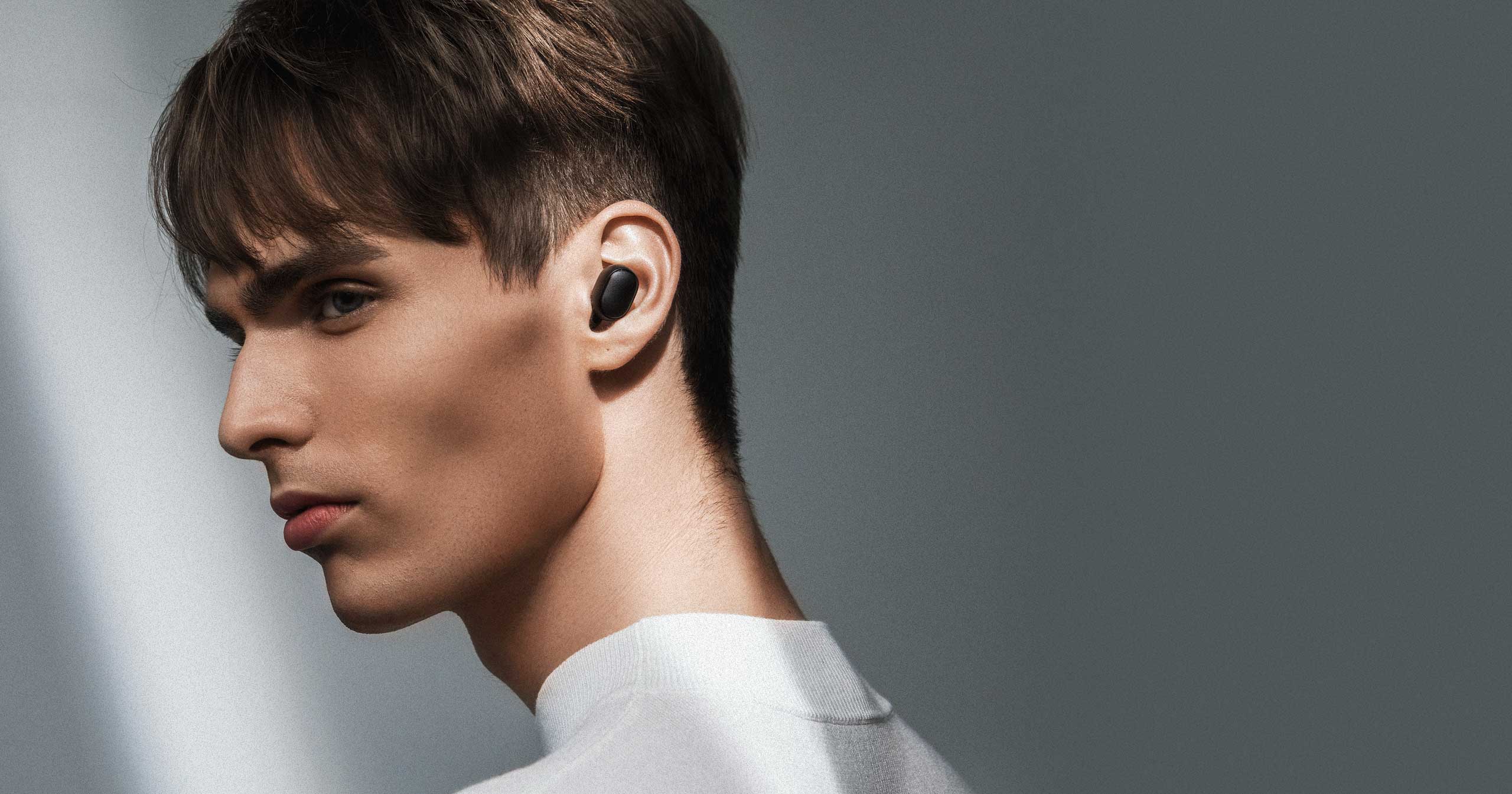 Фото Наушники вкладыши беспроводные Xiaomi Mi True Wireless Earbuds (AirDots) Basic Black - 1