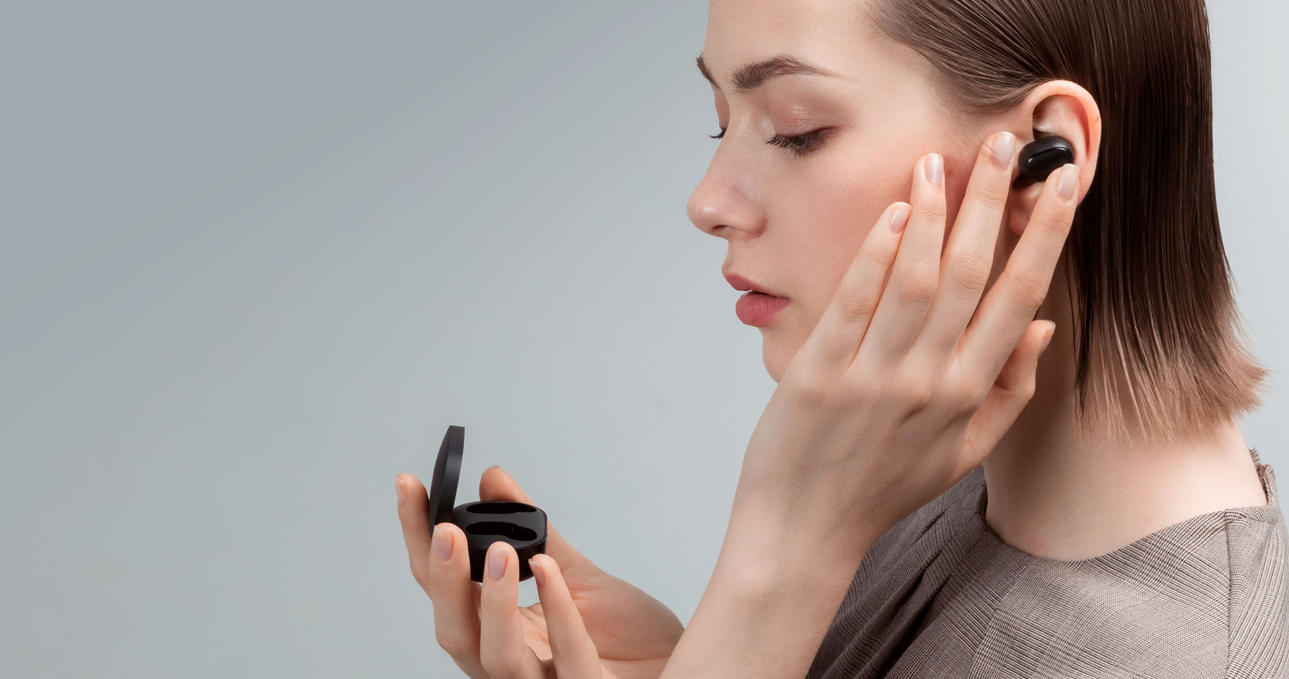 Фото Наушники вкладыши беспроводные Xiaomi Mi True Wireless Earbuds (AirDots) Basic Black - 2