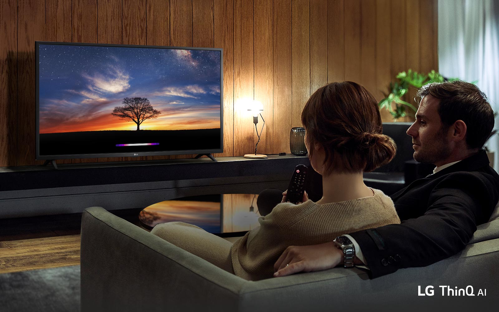 Телевизор LG 43LM6300PLA - 7 Фото Телевизор LG 43LM6300PLA - 7