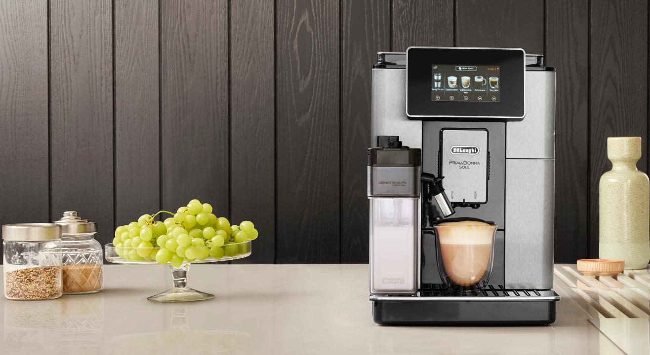 Фото Кофемашина Delonghi ECAM610.55.SB - 2