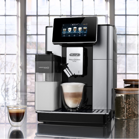 Фото Кофемашина Delonghi ECAM610.55.SB - 1