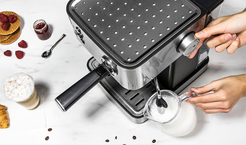 Кавоварка рожкова Cecotec Cumbia Power Espresso 20 Professionale - 1 Фото Кавоварка рожкова Cecotec Cumbia Power Espresso 20 Professionale - 1