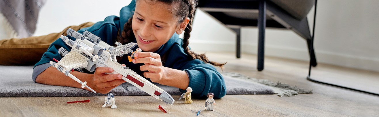 Конструктор LEGO Star Wars Винищувач X-wing Люка Скайвокера (75301) - 6 Фото Конструктор LEGO Star Wars Винищувач X-wing Люка Скайвокера (75301) - 6
