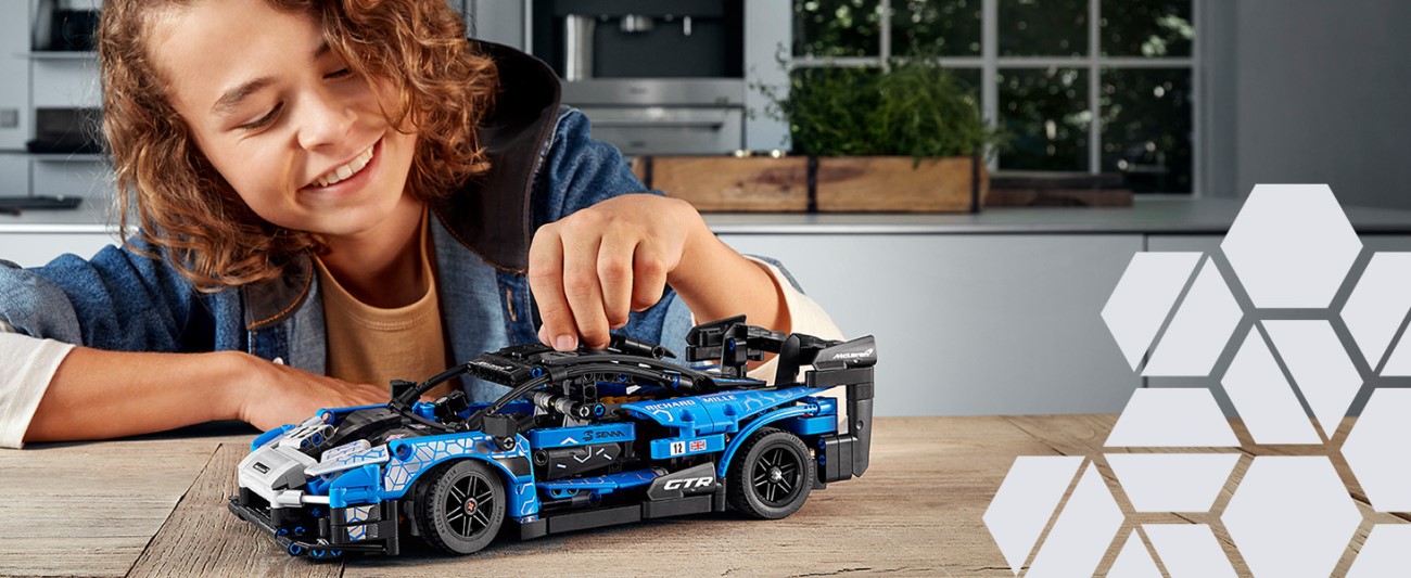 Фото Конструктор LEGO Technic McLaren Senna GTR (42123) - 2