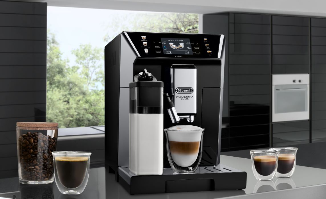 Фото Кофемашина DeLonghi ECAM 550.65 SB PrimaDonna Class Evo 0