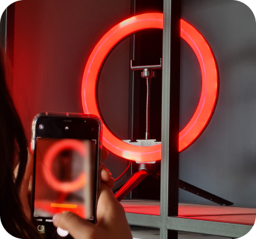 Набор для блогера Lovely Stream Кольцевая LED лампа 12'' c триногой (31020) - 3 Фото Набор для блогера Lovely Stream Кольцевая LED лампа 12'' c триногой (31020) - 3